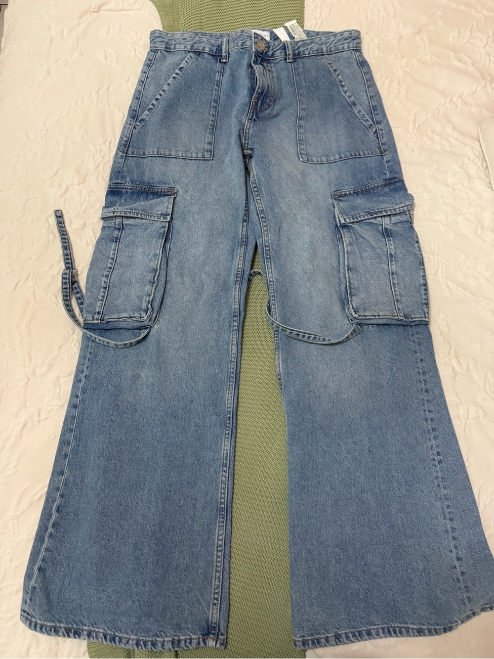 Zara Light Blue Wide-Leg Cargo Jeans